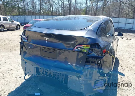 2024 Tesla Model Y Long Range Dual Motor All-Wheel Drive from USA, damaged, VIN 7SAYGDEE8RA262082